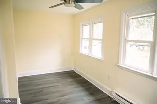 462 Locust Ave, Burlington, NJ 08016 - Photo 11