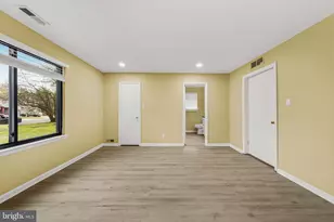 2702 Sussex Ct, Mount Laurel, NJ 08054 - Photo 21