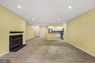 2702 Sussex Ct, Mount Laurel, NJ 08054 - Photo 13