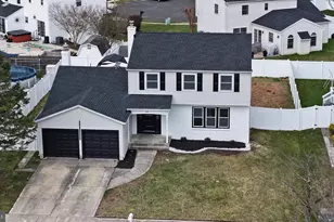 22 Willow Ridge Rd, Marlton, NJ 08053 - Photo 1