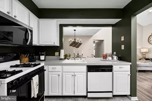 606 Saxony Dr, Mount Laurel, NJ 08054 - Photo 13