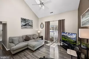 606 Saxony Dr, Mount Laurel, NJ 08054 - Photo 7