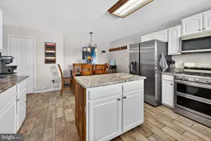 13 Powder Ln, Burlington, NJ 08016 - Photo 9