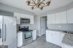 101 Bayberry Ct, Marlton, NJ 08053 - Photo 1