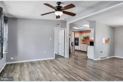 511 Madison Avenue, Burlington, NJ 08016 - Photo 5