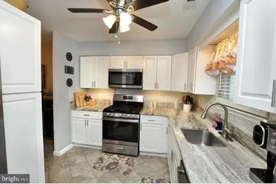 19 Blackhawk Court, Medford, NJ 08055 - Photo 11