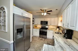 19 Blackhawk Ct, Medford, NJ 08055 - Photo 13