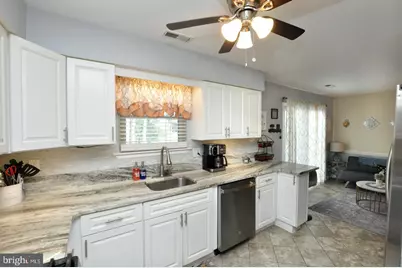 19 Blackhawk Court, Medford, NJ 08055 - Photo 9