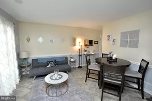 19 Blackhawk Ct, Medford, NJ 08055 - Photo 13