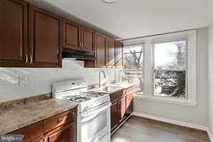 212 Warren St, Beverly, NJ 08010 - Photo 5