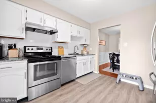 210 Martins Way, Mount Laurel, NJ 08054 - Photo 5