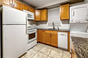 18 Florence Tollgate, Florence, NJ 08518 - Photo 7