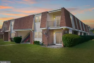 18 Florence Tollgate, Florence, NJ 08518 - Photo 1