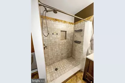 18 Florence Tollgate #2, Florence, NJ 08518 - Photo 5