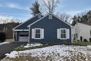 50 Buckingham Dr, Southampton, NJ 08088 - Photo 1