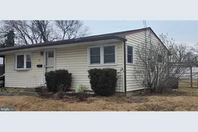 27 Indian Queen Lane, Maple Shade, NJ 08052 - Photo 3