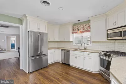 21 Linden Road, Bordentown, NJ 08505 - Photo 11