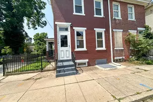 438 Lawrence St, Burlington, NJ 08016 - Photo 1