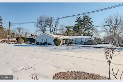 2 Creekview Road, Willingboro, NJ 08046 - Photo 9