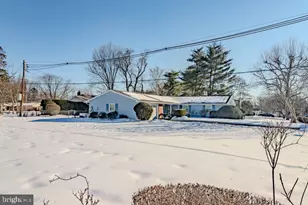 2 Creekview Rd, Willingboro, NJ 08046 - Photo 9