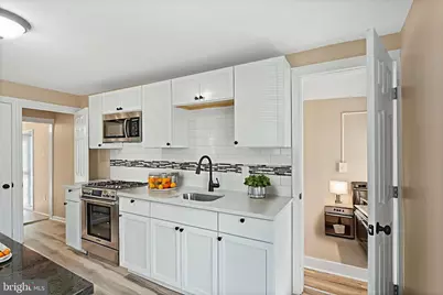 50 Pine Street, Beverly, NJ 08010 - Photo 5