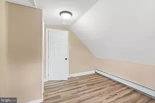 50 Pine St, Beverly, NJ 08010 - Photo 13