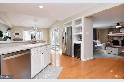 27 Little John Drive, Medford, NJ 08055 - Photo 9