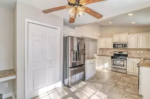 13 Four Crown Royal, Marlton, NJ 08053 - Photo 11