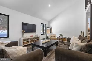 7 Stonybrook Ct, Medford, NJ 08055 - Photo 19