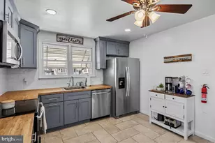 409 Lippincott Ave, Riverside, NJ 08075 - Photo 11