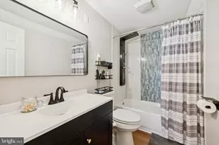 204 Woodpecker Ln, Mount Holly, NJ 08060 - Photo 11