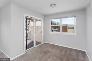 11-6 Florence Tollgate Pl, Florence, NJ 08518 - Photo 9