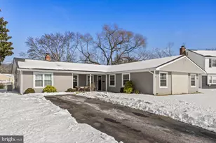 33 New Pond Ln, Willingboro, NJ 08046 - Photo 3