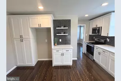 402 Boulevard Street, Florence, NJ 08518 - Photo 7
