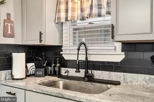 6 W Church St, Bordentown, NJ 08505 - Photo 11