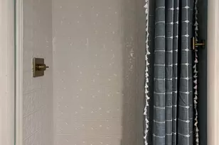 6 W Church St, Bordentown, NJ 08505 - Photo 31