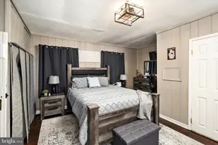 6 W Church St, Bordentown, NJ 08505 - Photo 19