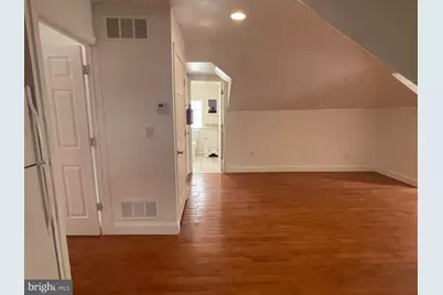 106 W Camden Avenue #TOP FLOOR IN REAR, Moorestown, NJ 08057 - Photo 9