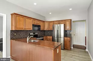 14 Covered Bridge Cir, Mansfield Township, NJ 08022 - Photo 9