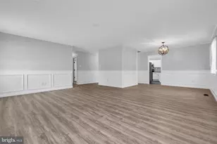 100 Evergreen Dr, Willingboro, NJ 08046 - Photo 15