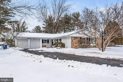 100 Evergreen Drive, Willingboro, NJ 08046 - Photo 5