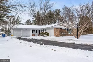 100 Evergreen Dr, Willingboro, NJ 08046 - Photo 5