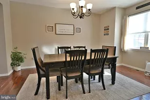 114 Connor Ct, Burlington, NJ 08016 - Photo 3