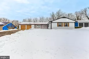 28 Country Club Rd, Willingboro, NJ 08046 - Photo 1