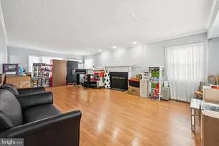 77 Winterberry Ln, Willingboro, NJ 08046 - Photo 9