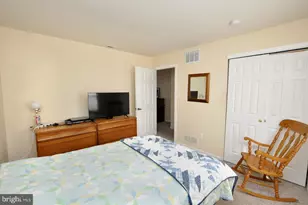 42 Clifford Ct, Mount Laurel, NJ 08054 - Photo 13