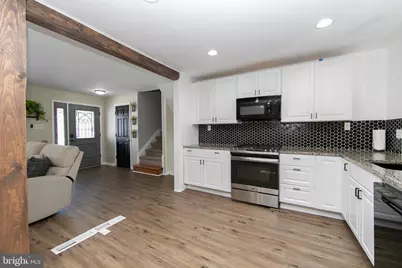 5 Summer Avenue, Burlington, NJ 08016 - Photo 9