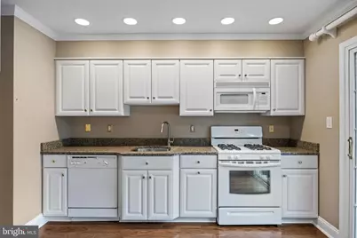 5105 Halifax Way, Mount Laurel, NJ 08054 - Photo 9