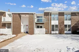 275 Green St, Edgewater Park, NJ 08010 - Photo 1