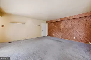 275 Green St, Edgewater Park, NJ 08010 - Photo 5